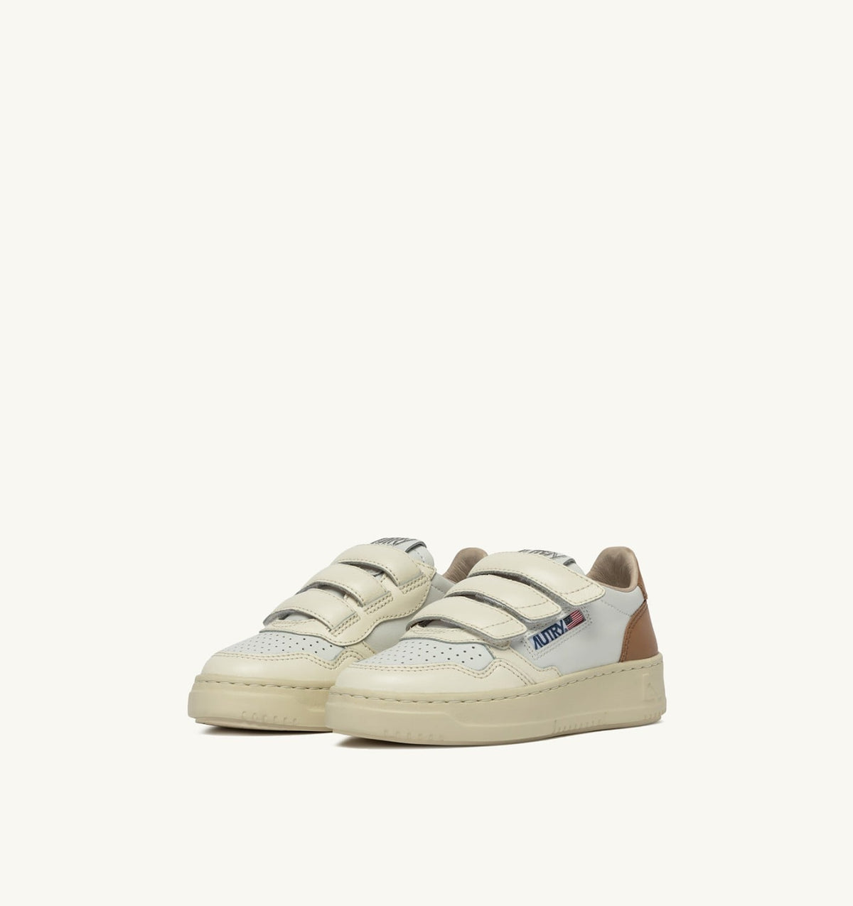 AUTRY Kid MEDALIST LOW KIDSTRIPES SNEAKERS IN LEATHER COLOR WHISPER WHITE IVORY WHITE AND BROWN SUGAR