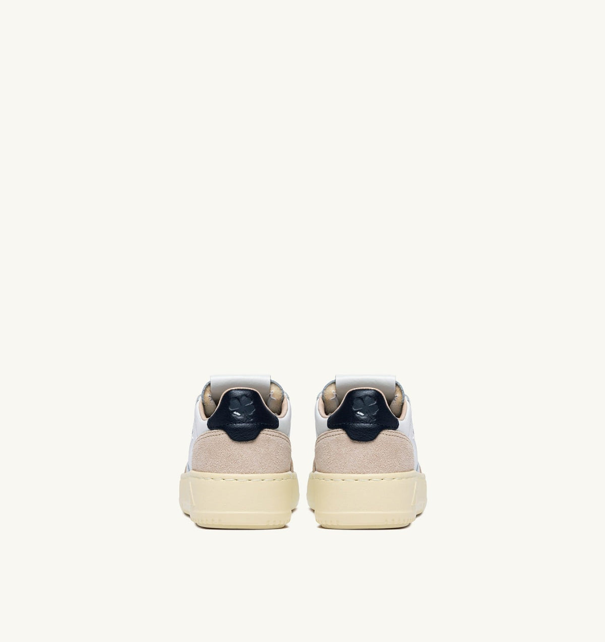 AUTRY Kid MEDALIST KIDS LOW SNEAKERS IN WHITE AND BLUE SPACE SUEDE