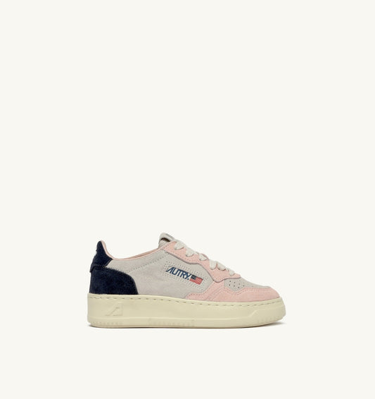 AUTRY Kid MEDALIST KIDS LOW SNEAKERS IN SUEDE COLOR ATLANTIC WHITE AND ROSEMARY