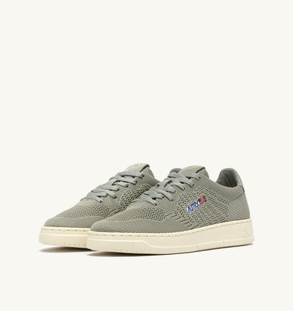 AUTRY Woman MEDALIST EASEKNIT LOW SNEAKERS IN SEA GRASS KNIT
