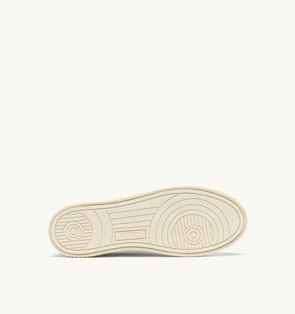 AUTRY Woman MEDALIST EASEKNIT LOW SNEAKERS IN SEA GRASS KNIT
