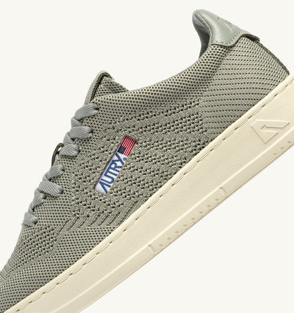 AUTRY Woman MEDALIST EASEKNIT LOW SNEAKERS IN SEA GRASS KNIT