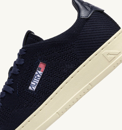 AUTRY Woman MEDALIST EASEKNIT LOW SNEAKERS IN SPACE BLUE KNIT