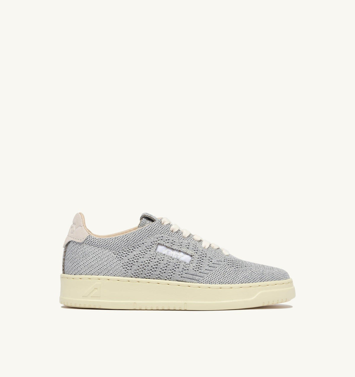 AUTRY Woman MEDALIST EASEKNIT LOW SNEAKERS IN SILVER-TONE KNIT