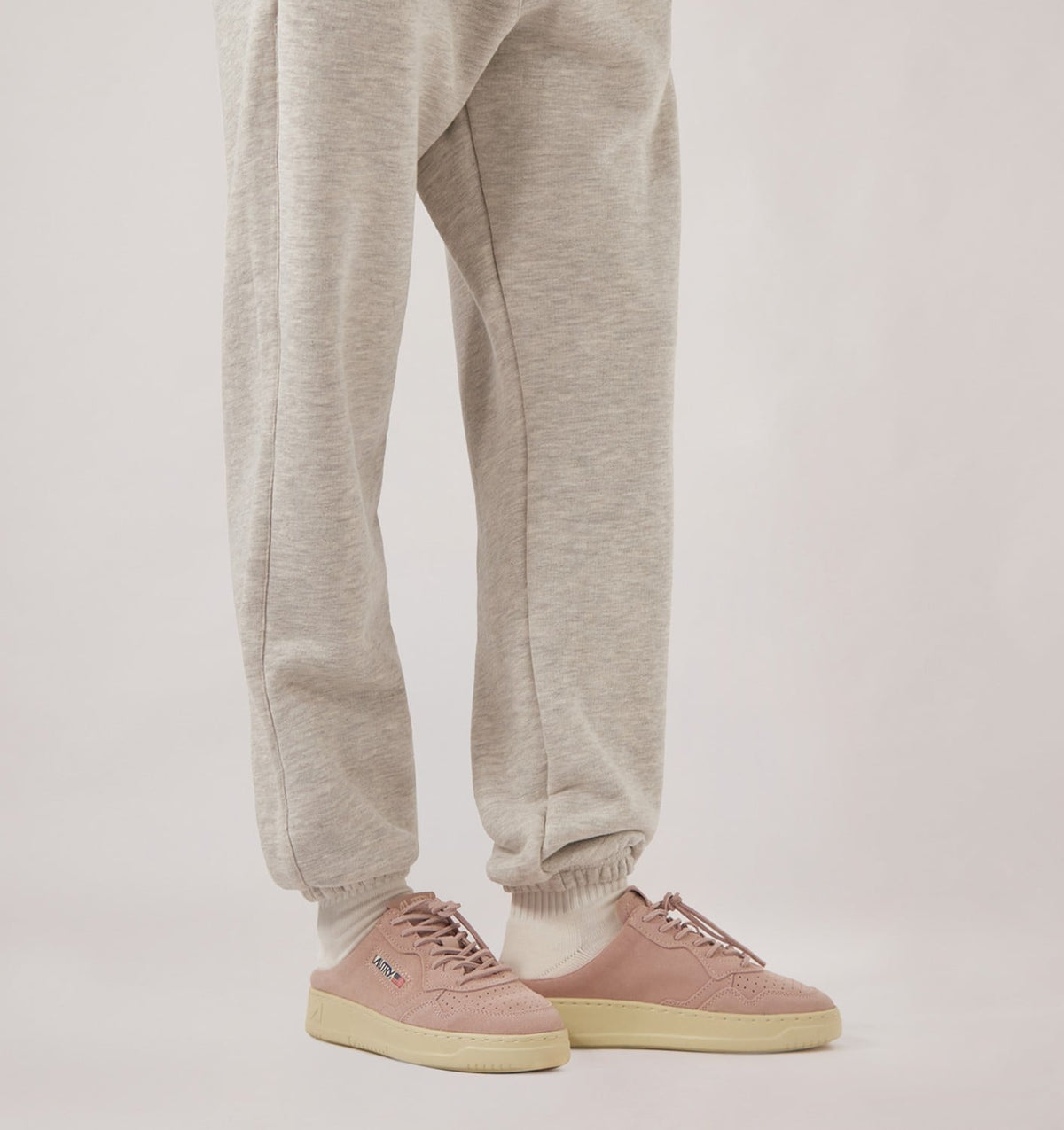 AUTRY Woman MEDALIST MULE SNEAKERS IN SILK SUEDE