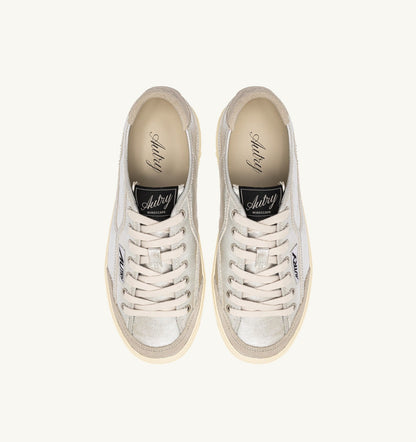 AUTRY Woman WINDSCAPE LOW SNEAKERS IN SILVER CANVAS