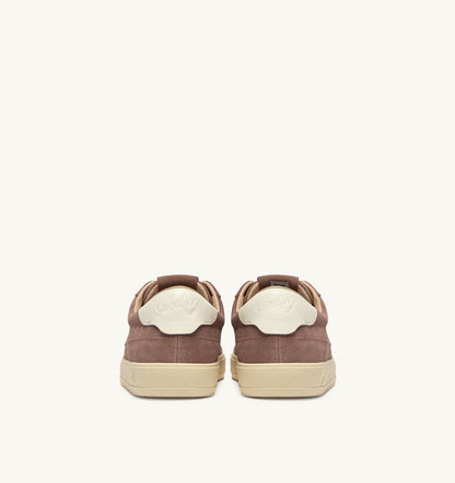 AUTRY Woman WINDSCAPE LOW SNEAKERS IN PIGEON AND MARSHMALLOW SUEDE