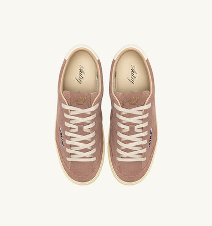 AUTRY Woman WINDSCAPE LOW SNEAKERS IN PIGEON AND MARSHMALLOW SUEDE