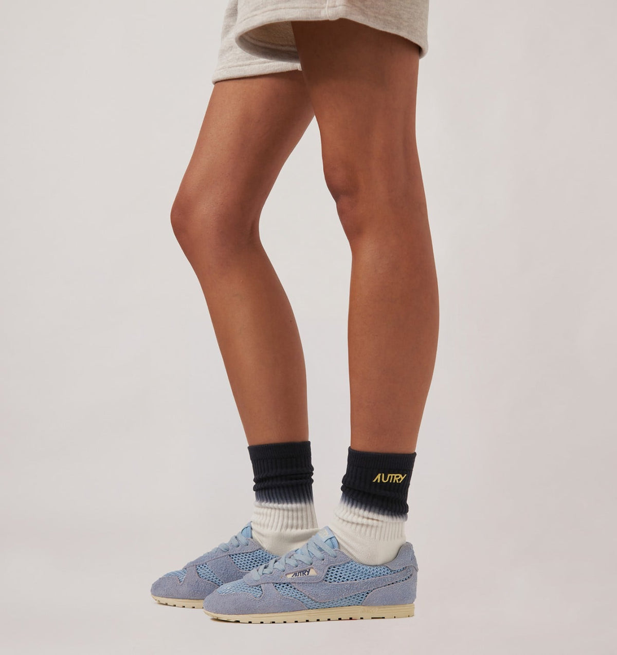 AUTRY Woman WINDSPIN SNEAKERS IN PORTOFINO MESH AND SUEDE