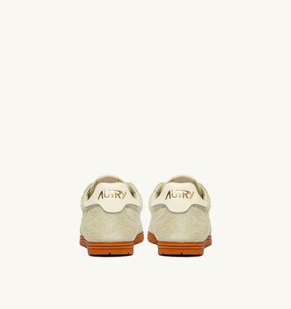 AUTRY Woman SNEAKERS WINDSPIN IN BUTTER WHITE SUEDE