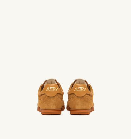 AUTRY Woman SNEAKERS WINDSPIN IN DEER SUEDE