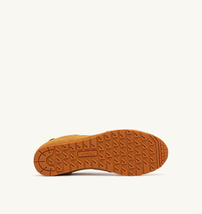 AUTRY Woman SNEAKERS WINDSPIN IN DEER SUEDE
