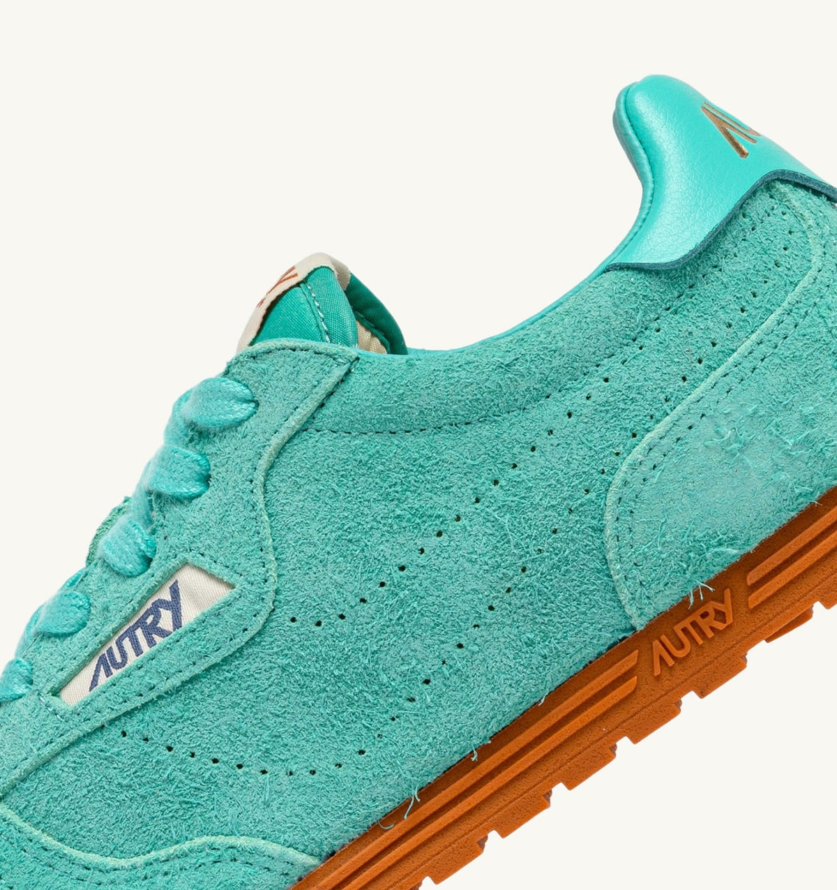 AUTRY Woman SNEAKERS WINDSPIN IN TURQUOISE SUEDE