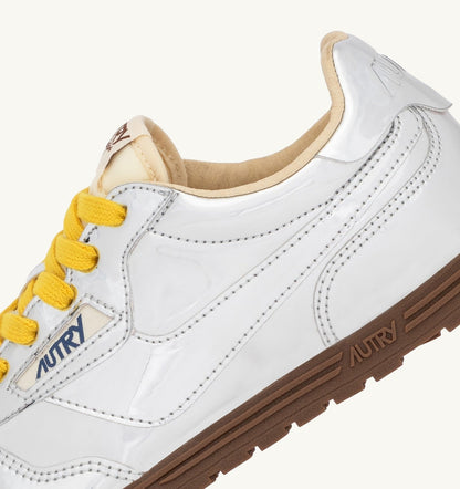 AUTRY Woman WINDSPIN SILVER MIRRORED SNEAKERS