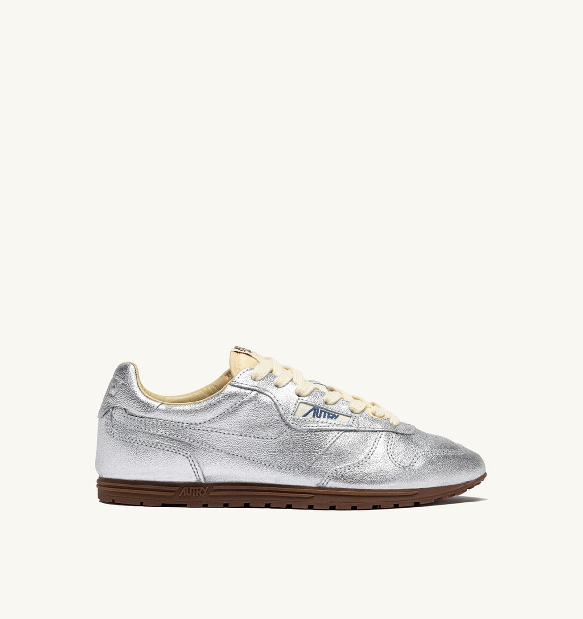 AUTRY Woman WINDSPIN SNEAKERS IN SILVER TONE LAMINATED LEATHER