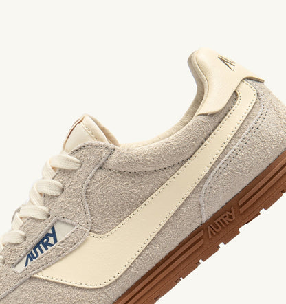 AUTRY Woman SNEAKERS WINDSPIN IN SUEDE AND LEATHER COLOR WIFE AND RUTABAGA