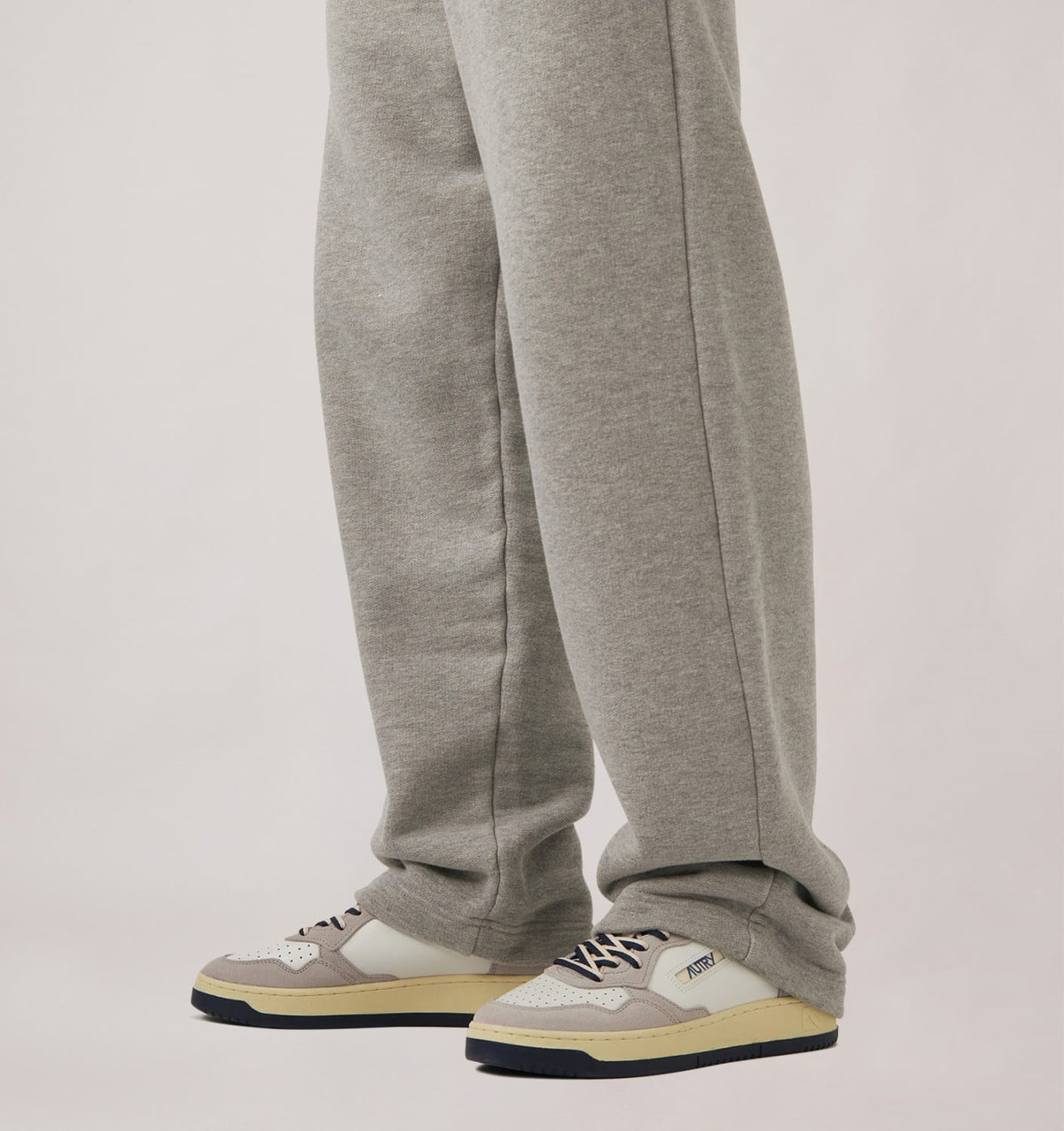 AUTRY Man MEDALIST LOW SNEAKERS IN VAPOR AND SPACE SUEDE AND LEATHER