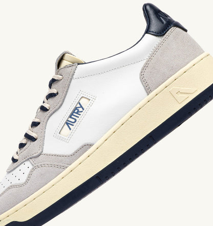 AUTRY Man MEDALIST LOW SNEAKERS IN VAPOR AND SPACE SUEDE AND LEATHER