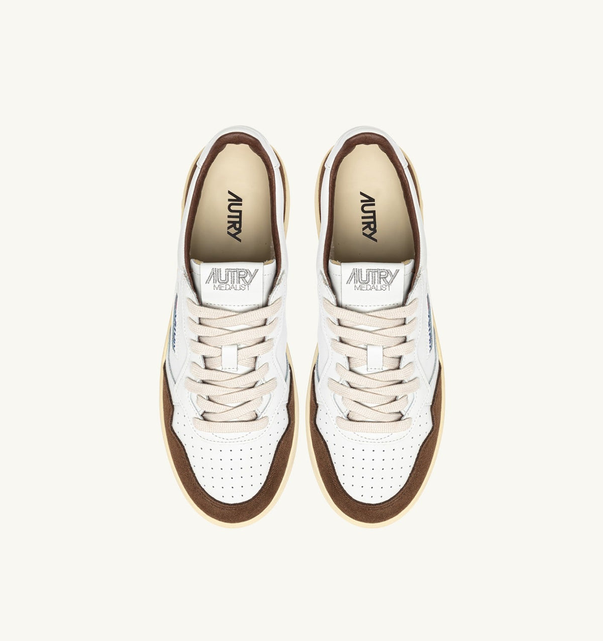 AUTRY Man MEDALIST LOW SNEAKERS IN WHITE LEATHER AND TUNDRA SUEDE