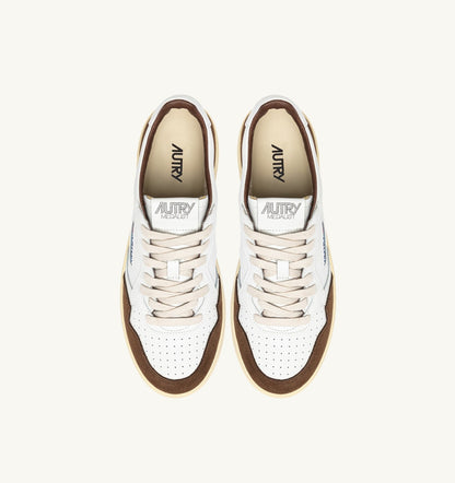 AUTRY Man MEDALIST LOW SNEAKERS IN WHITE LEATHER AND TUNDRA SUEDE