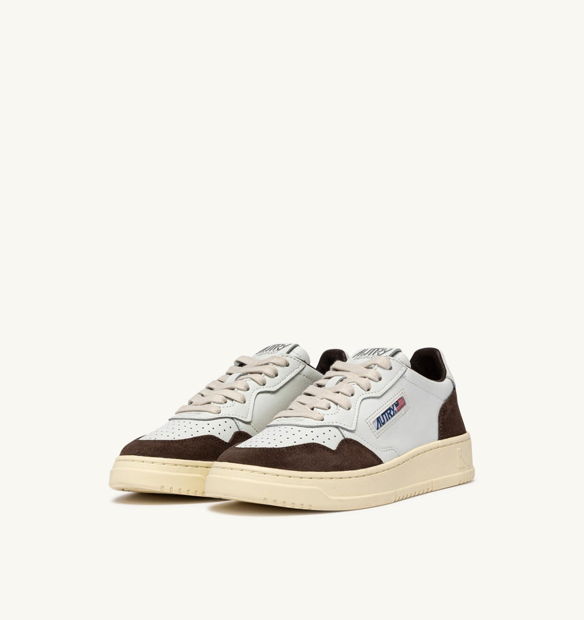 AUTRY Man MEDALIST LOW SNEAKERS IN WHITE LEATHER AND MAHOGANY SUEDE