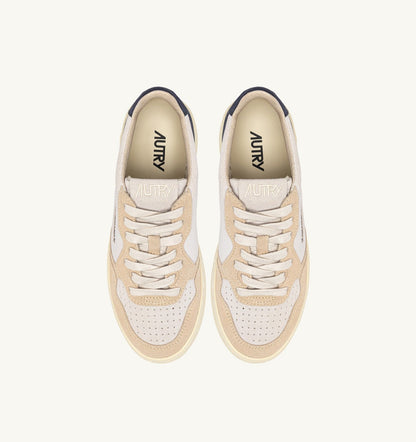 AUTRY Man MEDALIST LOW TRICOLOR SNEAKERS IN SUEDE COLOR WHITE SAND AND BLUE SPACE