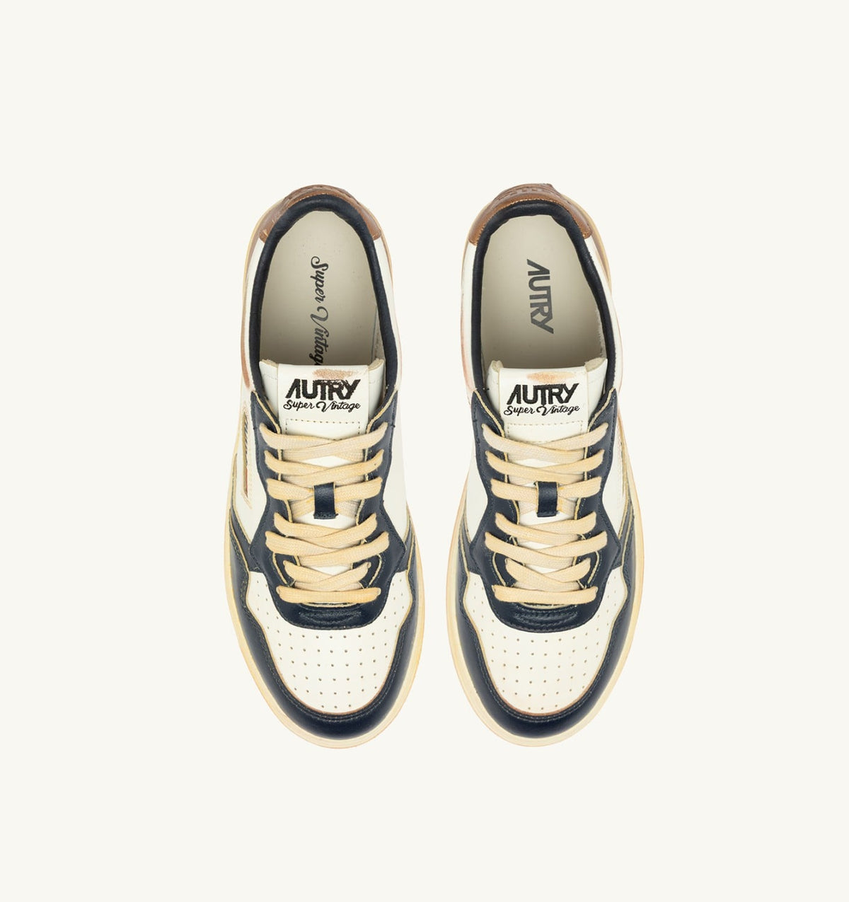 AUTRY Man MEDALIST LOW SUPER VINTAGE SNEAKERS IN WHITE COPPER AND SPACE LEATHER