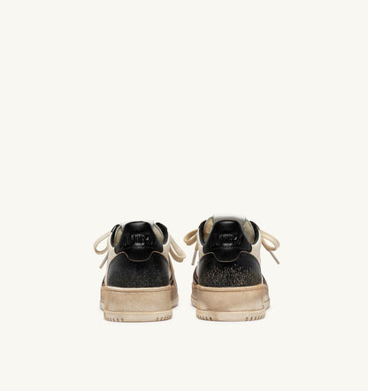 AUTRY Man MEDALIST LOW SUPER VINTAGE SNEAKERS IN WHITE, BLACK AND MALT LEATHER