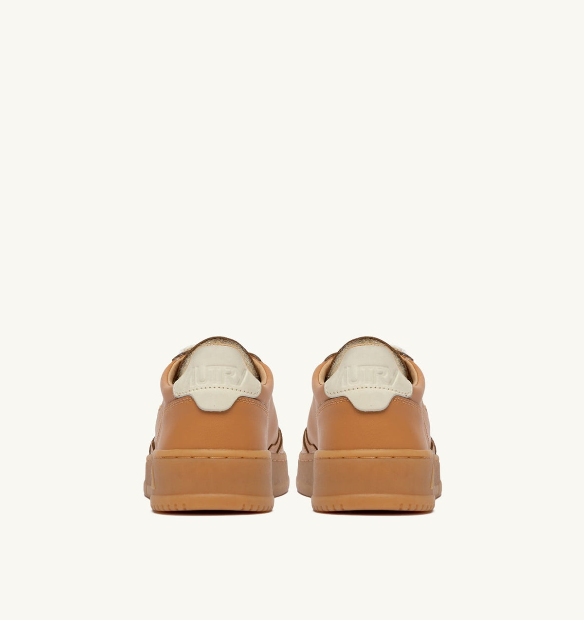 AUTRY Man MEDALIST LOW SNEAKERS IN COGNAC AND MARSHMALLOW LEATHER