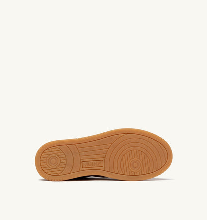 AUTRY Man MEDALIST LOW SNEAKERS IN COGNAC AND MARSHMALLOW LEATHER
