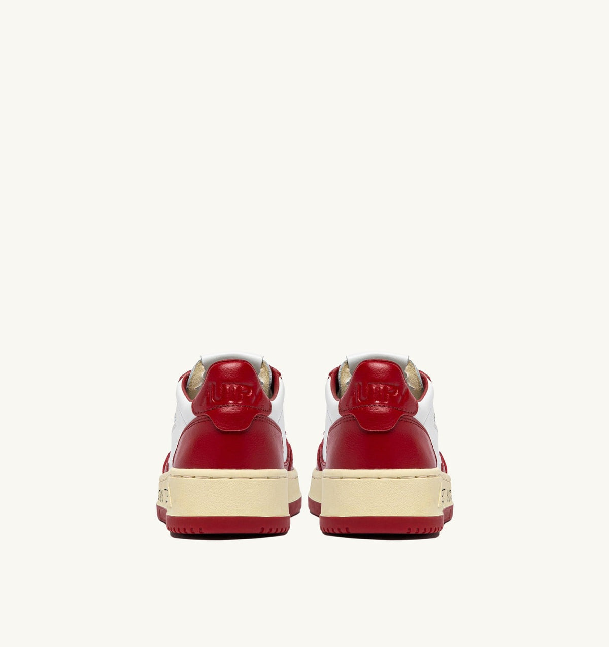 AUTRY Man MEDALIST LOW SNEAKERS IN WHITE AND RED LEATHER WITH LETTERING
