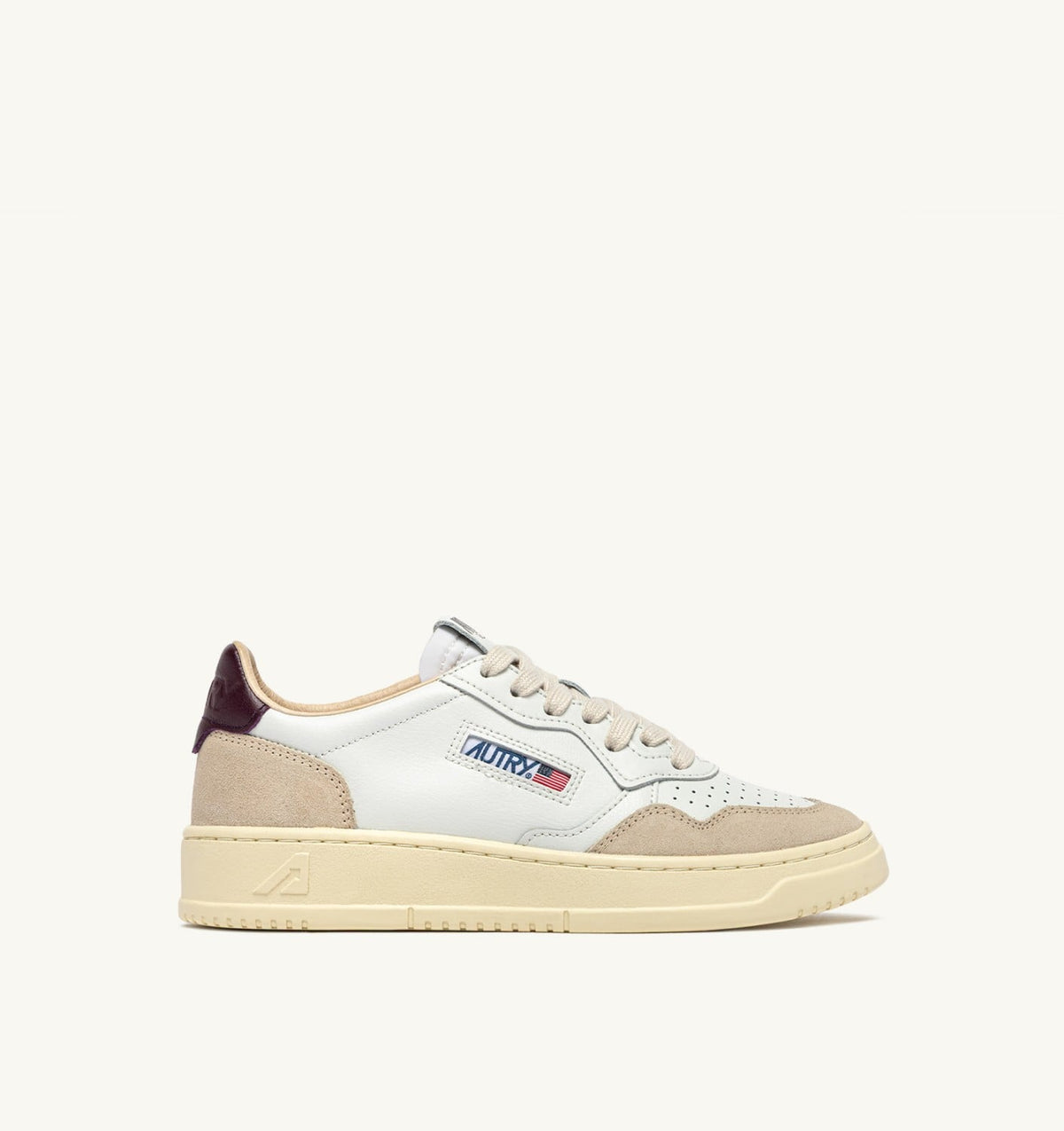 AUTRY Man MEDALIST LOW SNEAKERS IN WHITE LEATHER AND FIG SUEDE