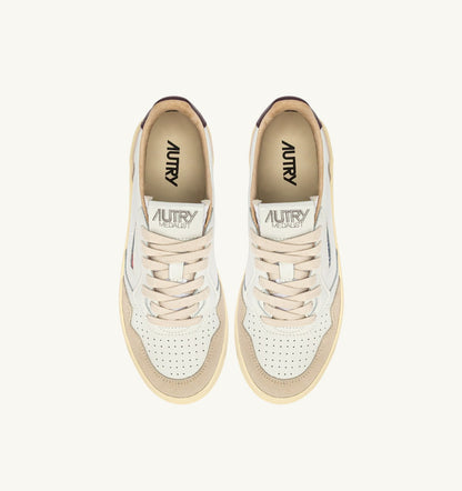 AUTRY Man MEDALIST LOW SNEAKERS IN WHITE LEATHER AND FIG SUEDE