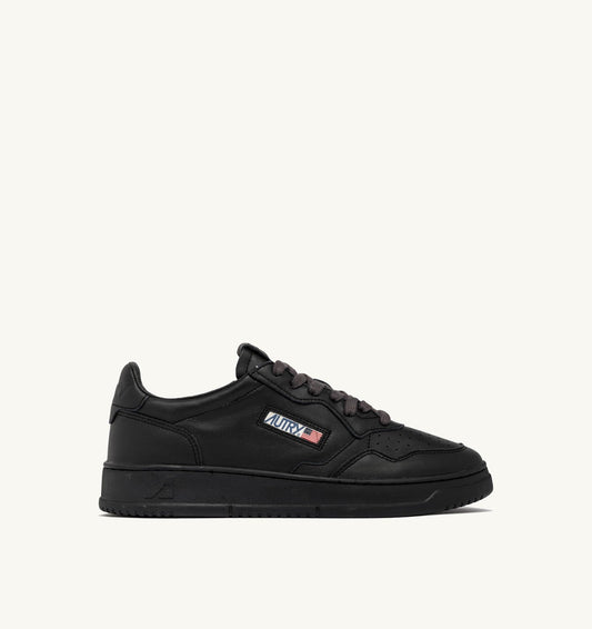 AUTRY Man MEDALIST LOW SNEAKERS IN METEORITE LEATHER