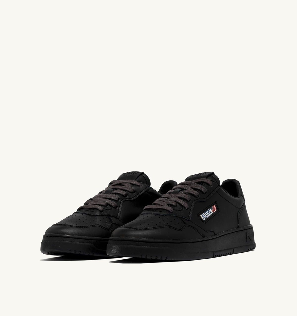 AUTRY Man MEDALIST LOW SNEAKERS IN METEORITE LEATHER