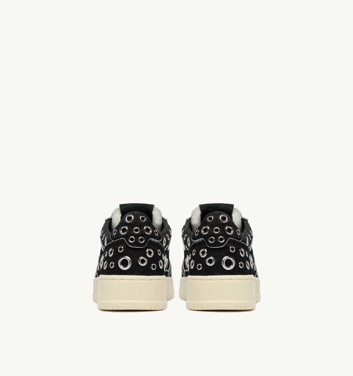 AUTRY Man MEDALIST LOW SNEAKERS IN BLACK SUEDE WITH STUDS