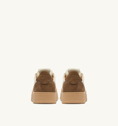 AUTRY Man MEDALIST LOW TRICOLOR SNEAKERS IN SUEDE COLOR TUNDRA EGG AND PEANUT