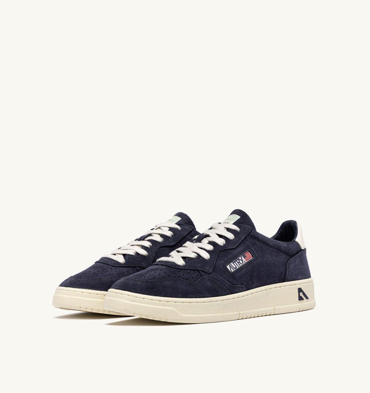 AUTRY Man MEDALIST LOW SNEAKERS IN SPACE AND WHITE SUEDE