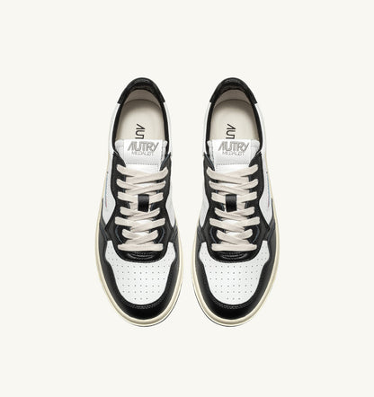 AUTRY Man MEDALIST LOW BICOLOR SNEAKERS IN WHITE AND BLACK LEATHER