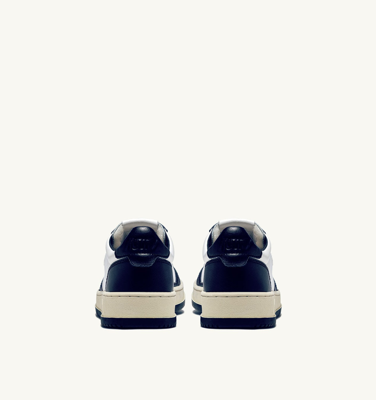 AUTRY Man MEDALIST LOW BICOLOR SNEAKERS IN WHITE AND BLUE LEATHER