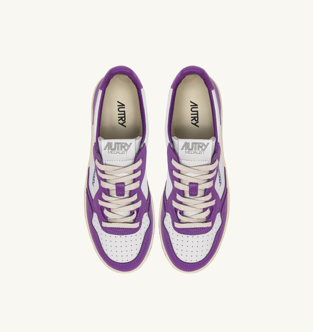AUTRY Man MEDALIST LOW BICOLOR SNEAKERS IN WHITE AND DEWBERRY LEATHER