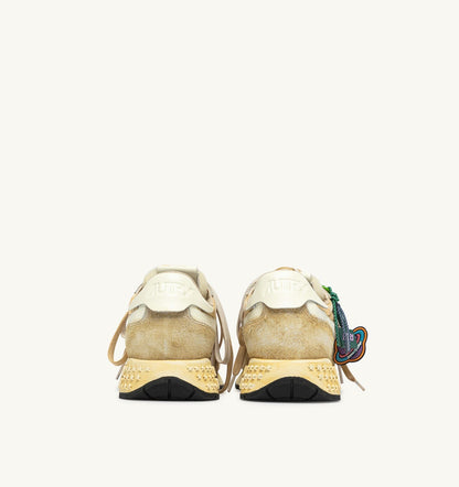 AUTRY Man REELWIND SUPER VINTAGE SNEAKERS IN YOLK YELLOW AND WHITE SUEDE AND NYLON