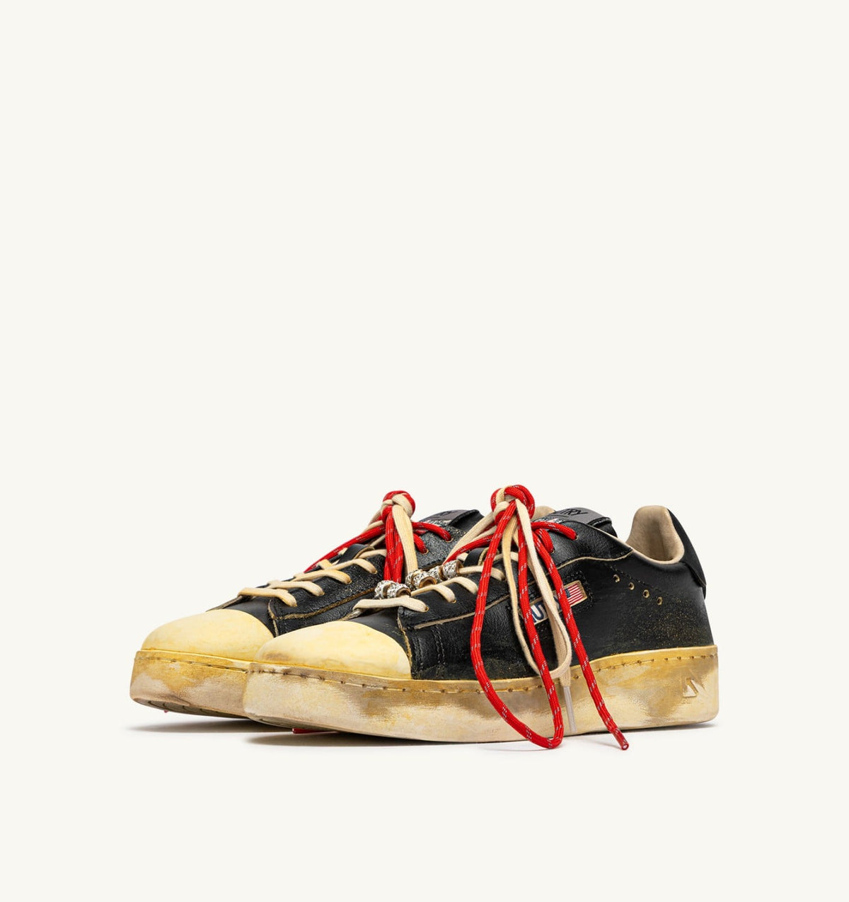 AUTRY Man DALLAS LOW SUPER VINTAGE SNEAKERS IN BLACK LEATHER