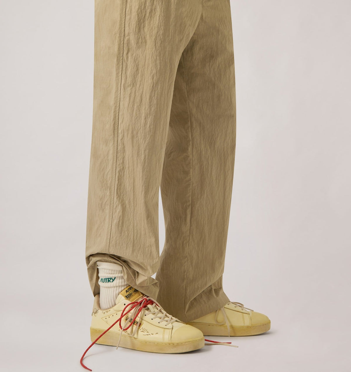 AUTRY Man DALLAS LOW SUPER VINTAGE SNEAKERS IN MARSHMALLOW LEATHER