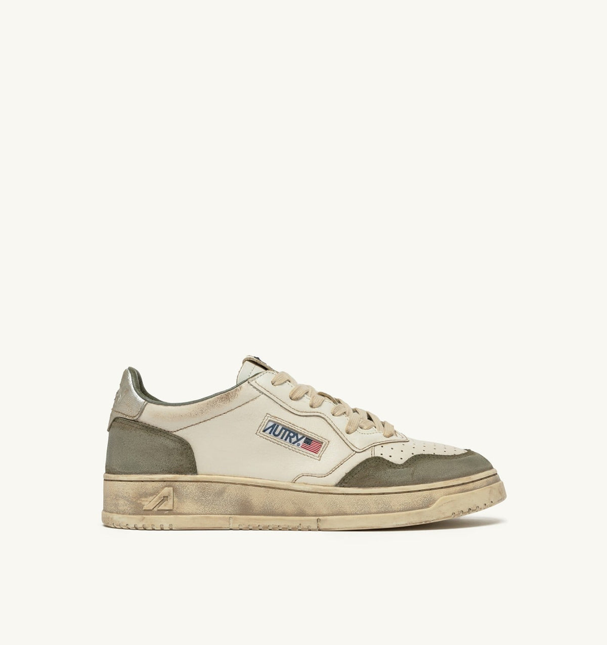 AUTRY Man MEDALIST LOW SUPER VINTAGE SNEAKERS IN WHITE AND SILVER LEATHER AND LIZARD SUEDE