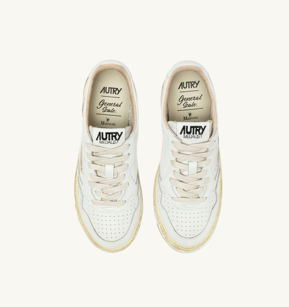 AUTRY Man MEDALIST LOW SUPER VINTAGE 'Autry x Maison MIHARA YASUHIRO General Scale.' SNEAKERS IN WHITE LEATHER