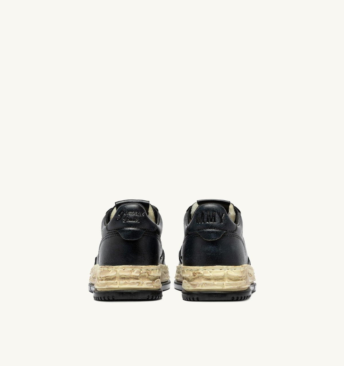 AUTRY Man MEDALIST LOW SUPER VINTAGE 'Autry x Maison MIHARA YASUHIRO General Scale.' SNEAKERS IN BLACK LEATHER