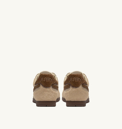 AUTRY Woman WINDSPIN SNEAKERS IN BEIGE AND BROWN PONY HAIR EFFECT