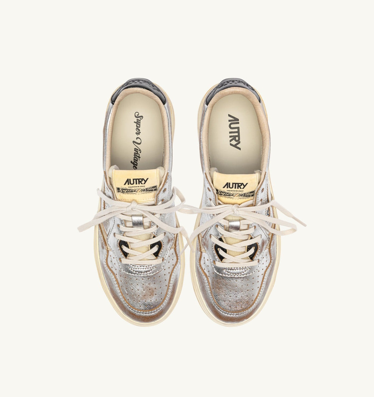 AUTRY Woman MEDALIST LOW SUPER VINTAGE SNEAKERS IN SILVER, PLATINUM AND BLACK LEATHER