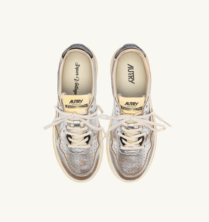AUTRY Woman MEDALIST LOW SUPER VINTAGE SNEAKERS IN SILVER, PLATINUM AND BLACK LEATHER